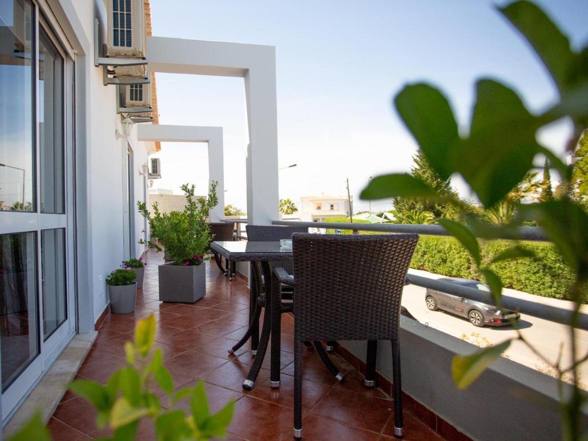 Amigos Para Sempre - Guesthouse Ferragudo  Εξωτερικό φωτογραφία