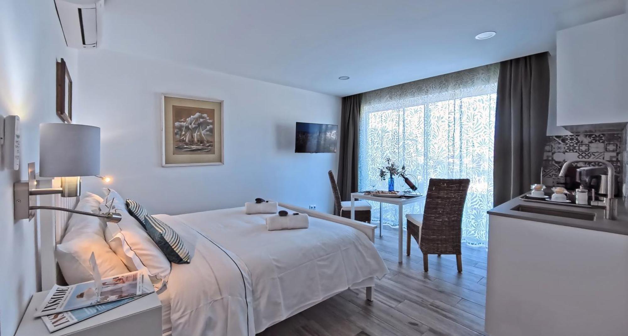 Amigos Para Sempre - Guesthouse Ferragudo  Εξωτερικό φωτογραφία